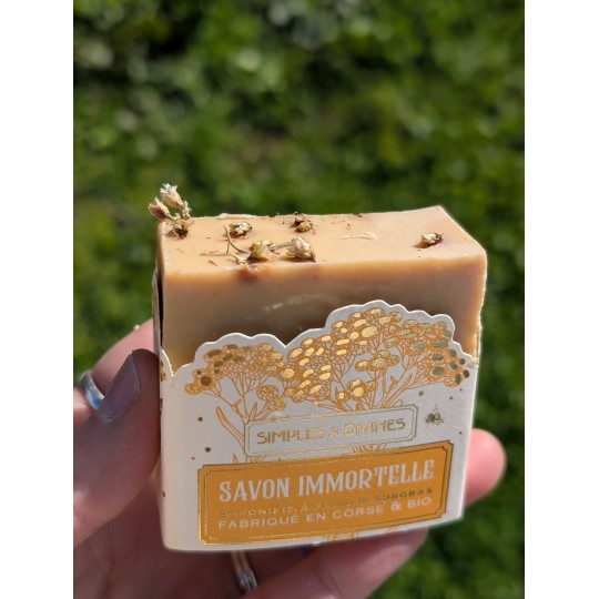 Savon surgras biologique à l'huile essentielle d'Immortelle 100g